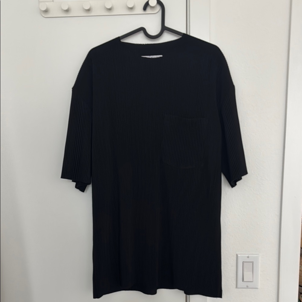 Zara Black Casual Shirt (Issey Miyake style)